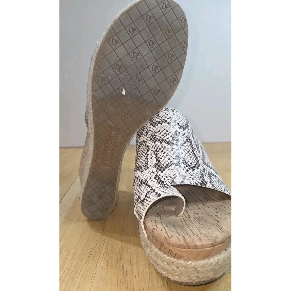 Donald J Pliner Janet Snakeskin Platform Slide Womens Shoes Wedge Size 7M